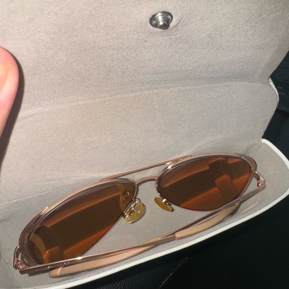 MK Sunglasses - Picture 3 of 4